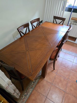 Mesa comedor extensible cerezo macizo + 6 sillas