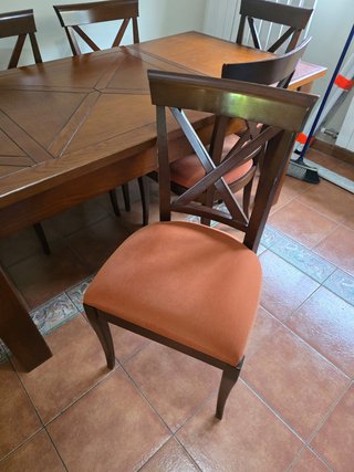 Mesa comedor extensible cerezo macizo + 6 sillas