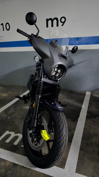 Honda Rebel 1100 Negra/Azul