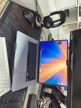MacBook Air 15 M5 16GB RAM 512GB SSD Argento