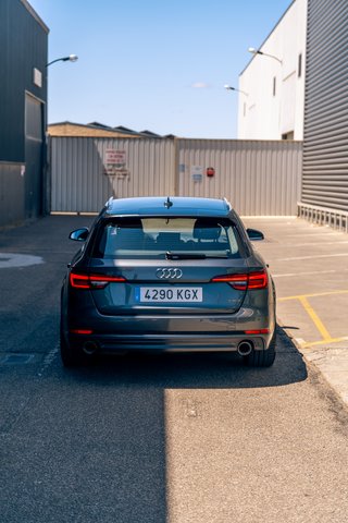 Audi A4 2018 2.0TFSi Quattro