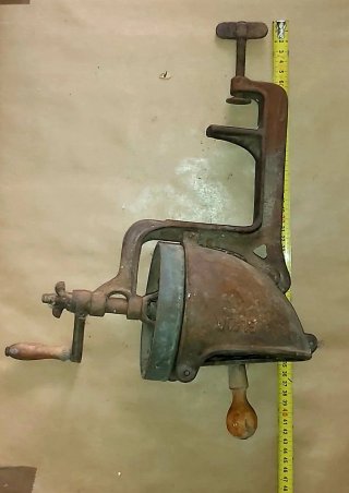 Cortador de patatas antiguo Elma