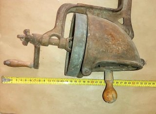 Cortador de patatas antiguo Elma