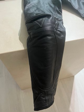 Pantalones de cuero Dainese negros