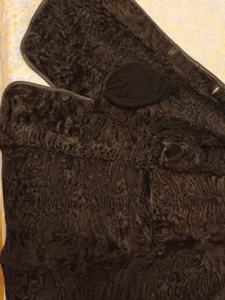 Chaquetón de piel forrado de astracán