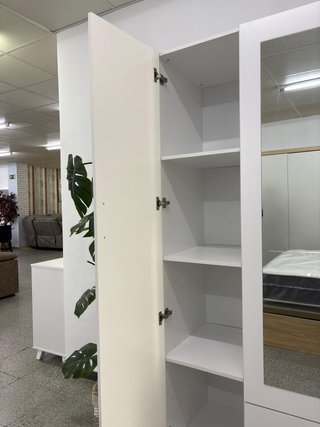 Armario blanco 4 puertas 160cm Nuevo a estrenar