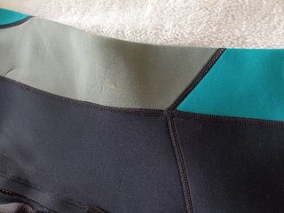 Neopreno corto boomerang