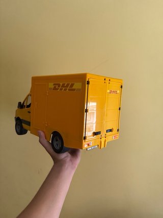 Camión Bruder DHL