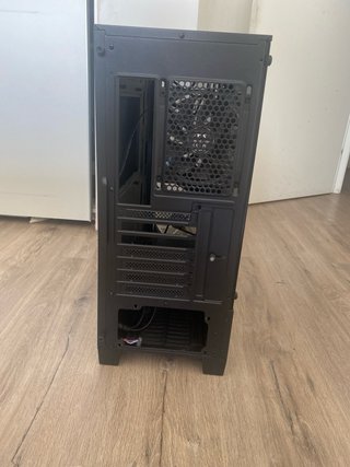 Caja PC MSI Negra