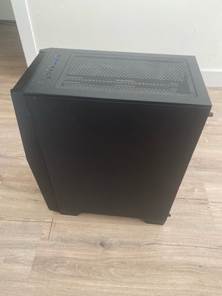 Caja PC MSI Negra