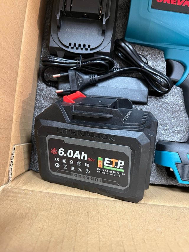 Soplador aire ONEVAN con baterías #728383