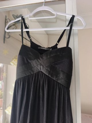 Vestido Negro Talla M/L Ajustado Cómodo Fiesta
