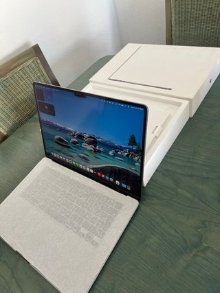 MacBook Air 15 M3 2025 nuovo