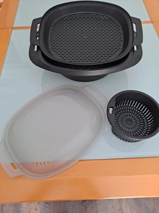 Bandeja vaporera y cesta de plástico