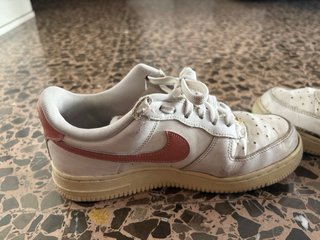 Nike Air Force 1 Rosa y Blanco