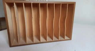 Estantería madera para VHS