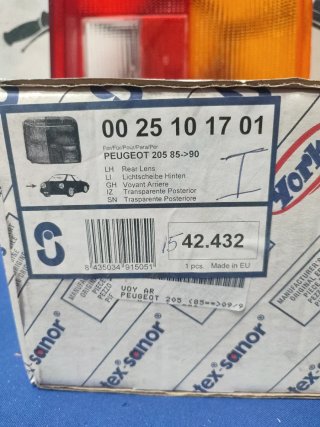Tulipa Piloto Trasero Peugeot 205 (85-90)