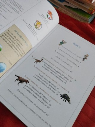 Mi primer libro de dinosaurios