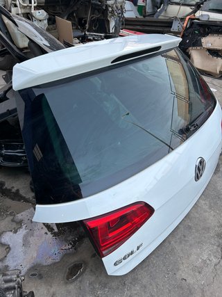 Portón Trasero VW Golf Blanco Completo o Despiece