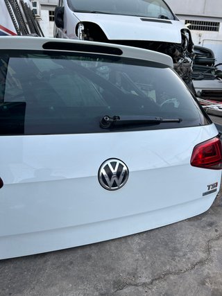 Portón Trasero VW Golf Blanco Completo o Despiece