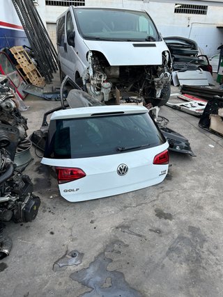 Portón Trasero VW Golf Blanco Completo o Despiece