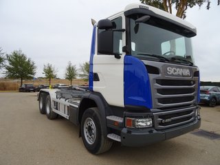 Scania P 450-CAMIONES GANCHO PORTACONTENEDOR