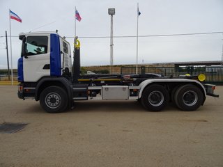 Scania P 450-CAMIONES GANCHO PORTACONTENEDOR