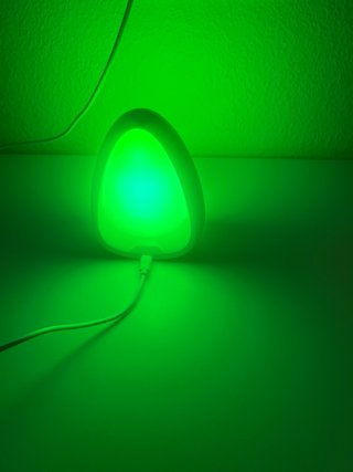 Lamparita de mesa moderna, luz de noche.