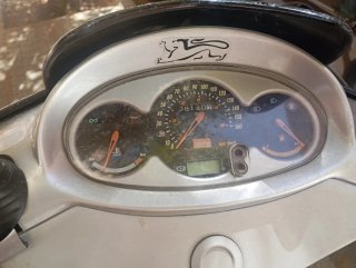 Aprilia Leonardo 125 Scooter