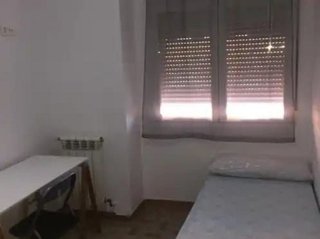 Piso en alquiler en Camino de Ronda - Rosaleda en Granada