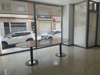 Local comercial en alquiler en Gràcia en Sabadell