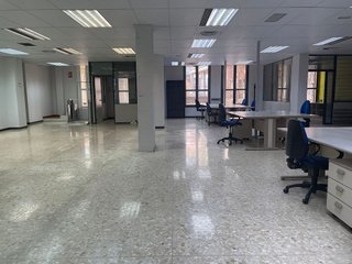 Oficina en alquiler en Gràcia en Sabadell
