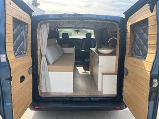 Renault Trafic camperizada y homologada