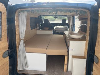 Renault Trafic camperizada y homologada