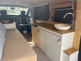 Renault Trafic camperizada y homologada