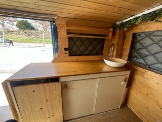 Renault Trafic camperizada y homologada