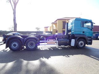 Mercedes AROCS 25 42-CAMIONES GANCHO PORTACONTENED
