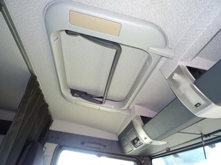 Mercedes AROCS 25 42-CAMIONES GANCHO PORTACONTENED