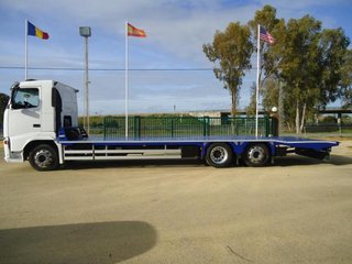 Volvo FH 13 480-CAMIONES PORTAMAQUINARIAS