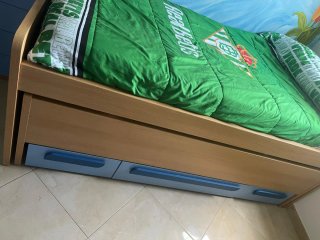 Cama nido de madera con cajón