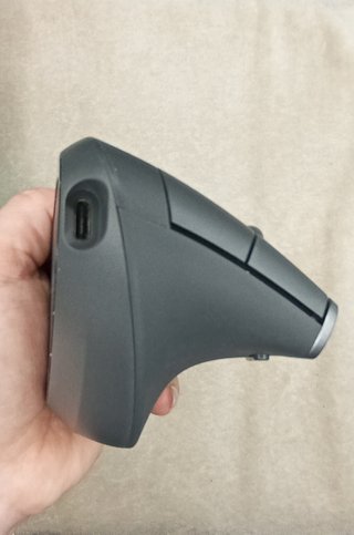 Logitech MX Vertical Ratón Ergonómico Inalámbrico