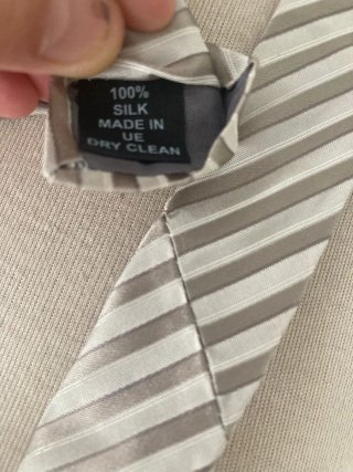 Corbata Seda Caramelo Rayas Grises y Blancas