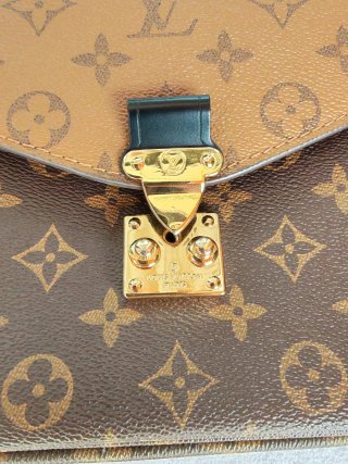 Bolso Louis Vuitton Marrón y Dorado