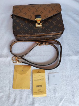 Bolso Louis Vuitton Marrón y Dorado