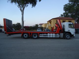 Volvo FM 12 380-CAMIONES PORTAMAQUINARIAS