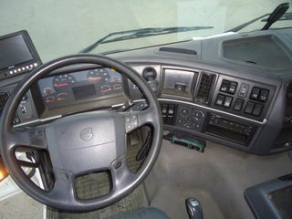 Volvo FM 12 380-CAMIONES PORTAMAQUINARIAS