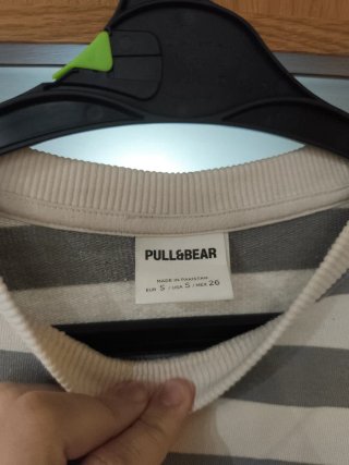Sudadera Pull&Bear rayas gris y blanco Talla S