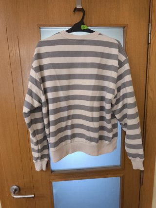 Sudadera Pull&Bear rayas gris y blanco Talla S