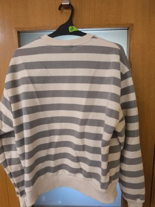 Sudadera Pull&Bear rayas gris y blanco Talla S