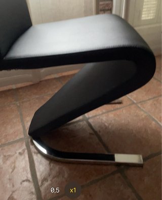 MAISONS DU MONDE.Pack 4 sillas CANTILEVER negras